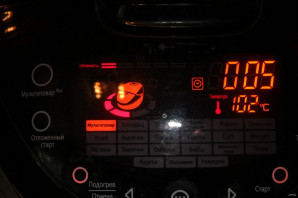 Клюквенный морс в мультиварке Клюквенный морс в мультиварке