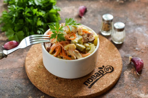 Немецкий салат с фасолью