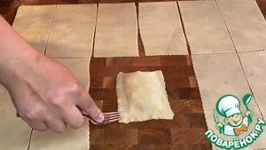 Филе минтая в карманах из теста