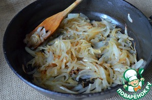 Карп с жареным луком