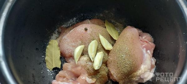 Рецепт: Фасолевый суп на курином бульоне - с консервированной фасолью в томате Рецепт: Фасолевый суп на курином бульоне - с консервированной фасолью в томате