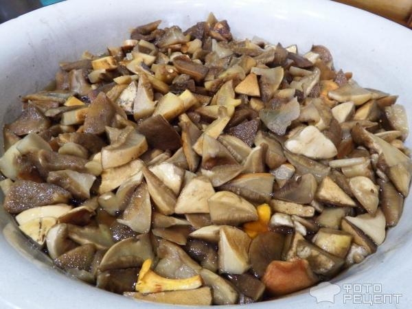 Рецепт: Лесные грибы отварные в заморозку - на все случаи жизни