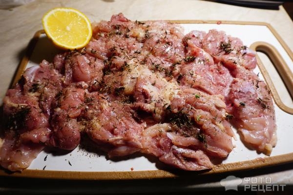 Рецепт: Окорочка во французском стиле с булгуром - с вялеными помидорами, моцареллой и базиликом Рецепт: Окорочка во французском стиле с булгуром - с вялеными помидорами, моцареллой и базиликом