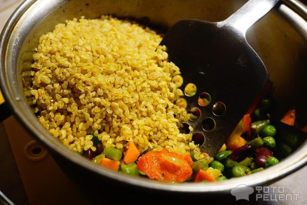 Рецепт: Окорочка во французском стиле с булгуром - с вялеными помидорами, моцареллой и базиликом Рецепт: Окорочка во французском стиле с булгуром - с вялеными помидорами, моцареллой и базиликом