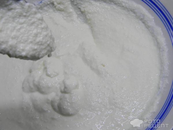 Рецепт: Пирог из слоеного теста с творогом и свежими ягодами - со сметаной и агар-агаром Рецепт: Пирог из слоеного теста с творогом и свежими ягодами - со сметаной и агар-агаром