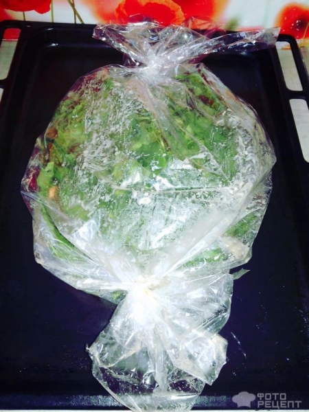 Рецепт: Рыба запеченная в рукаве - Путассу с рукколой в рукаве запеченная