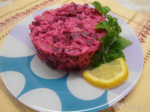 Рецепт: Салат из вареной свеклы - с цветной капустой