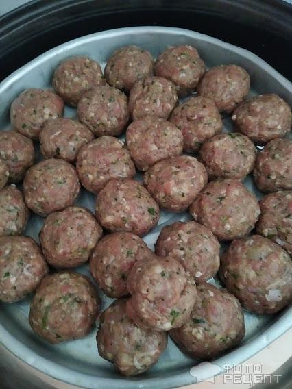 Рецепт: Тефтельки с мятой - в томатном соусе