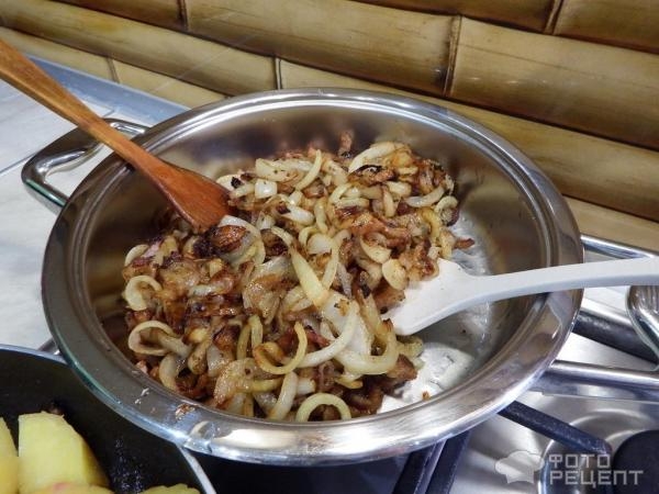 Рецепт: Жареная свиная грудинка с картошкой и луком - вкусно и по-домашнему