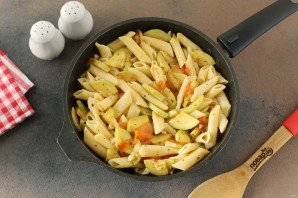 Пенне с цукини