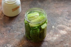 Огурцы с базиликом на зиму Огурцы с базиликом на зиму