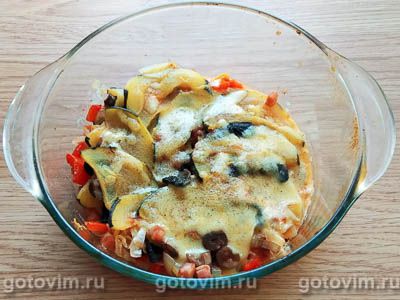 Цукини (или кабачки), запечённые с ветчиной и грибами