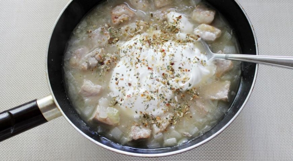 Свинина в сметанном соусе, пошаговый рецепт с фото