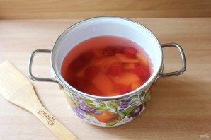 Компот из консервированных фруктов