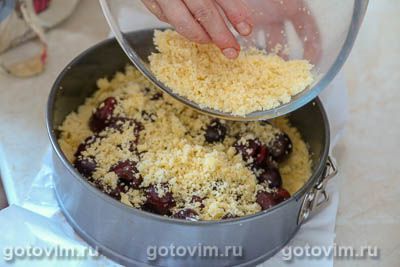 Итальянский пирог сбричолата с черешней 