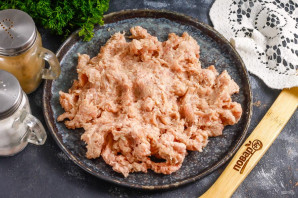 Люля-кебаб из баранины и курицы