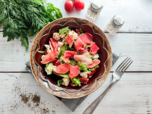 Салат с курицей и имбирем