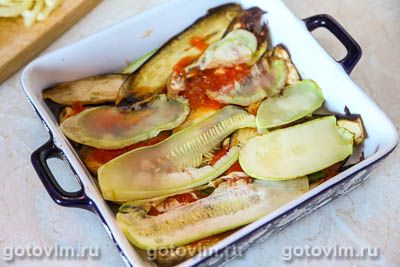 Запеканка из кабачков и баклажанов под хрустящей сырной корочкой Запеканка из кабачков и баклажанов под хрустящей сырной корочкой