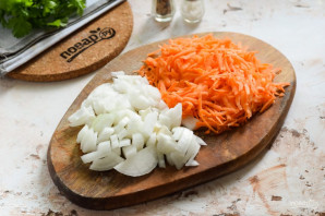 Перец фаршированный овощами на зиму