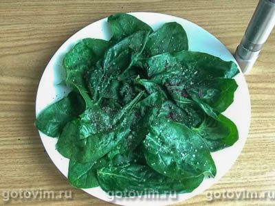 Завтрак из яиц со шпинатом, ветчиной и сыром в микроволновой печи Завтрак из яиц со шпинатом, ветчиной и сыром в микроволновой печи