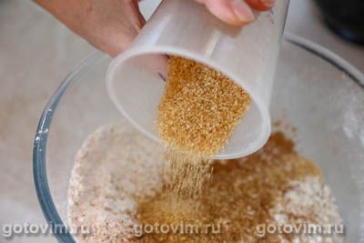 Бананово-тыквенный кекс с вяленой клюквой