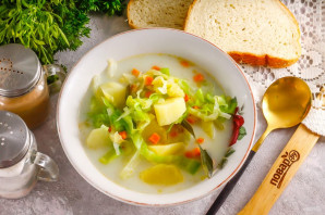 Молочный суп с капустой и картофелем