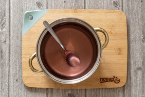 Компот из крыжовника с малиной