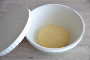 Бриошь с кремом "Патисьер"