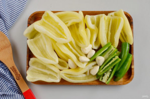 Аджика из сладкого перца