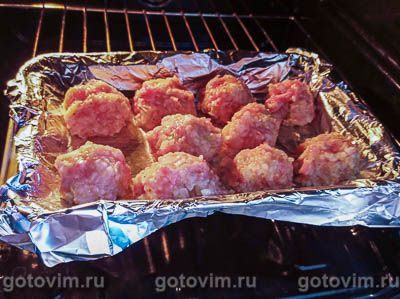 Тефтели в кефирной заливке