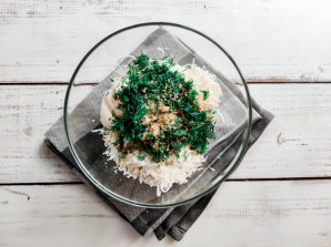 Шампиньоны фаршированные брынзой