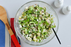 Салат с рыбой горячего копчения