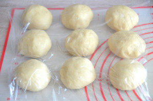 Бриошь с кремом "Патисьер"