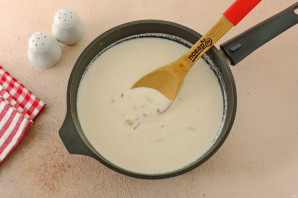 Сметанно-молочный соус