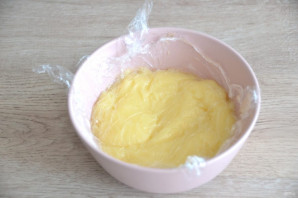 Бриошь с кремом "Патисьер"