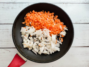 Печень с грибами и картошкой Печень с грибами и картошкой