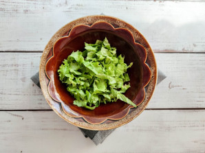 Салат с курицей и имбирем