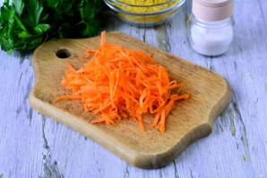 Вермишель с тушенкой на сковороде