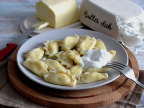 Вареники с творогом и черемшой Вареники с творогом и черемшой