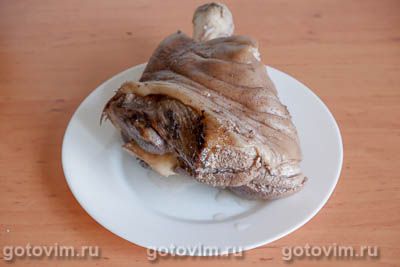 Сочные ломтики из рульки в хрустящей панировке