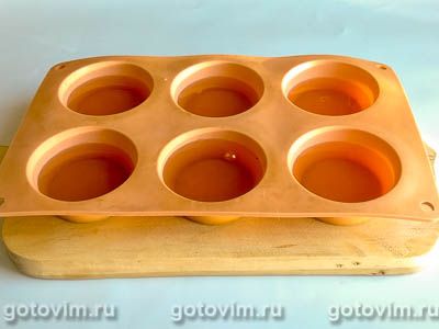 Десерт из черешни в яблочном желе