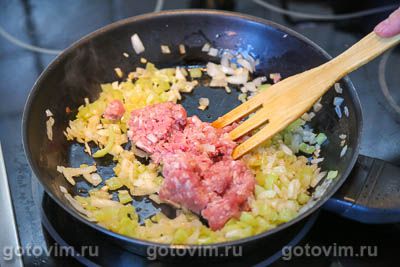 Булочки, фаршированные мясом с фасолью и перцем чили по-мексикански