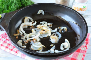 Куриная печень с грецкими орехами Куриная печень с грецкими орехами