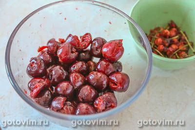 Итальянский пирог сбричолата с черешней 