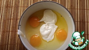 Пангасиус в сметанном кляре на сковороде