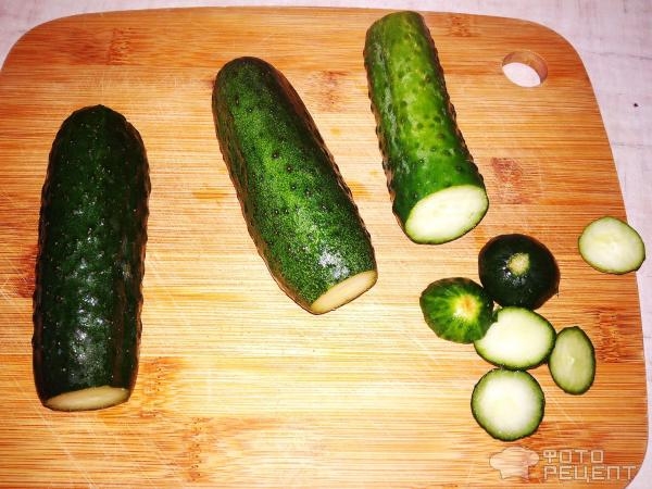 Рецепт: Битые огурцы - Быстро маринованные огурчики