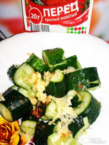 Рецепт: Битые огурцы - Быстро маринованные огурчики