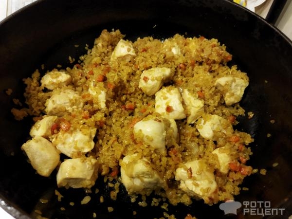 Рецепт: Булгур с куриным филе - с овощами и помидорами в собственном соку Рецепт: Булгур с куриным филе - с овощами и помидорами в собственном соку