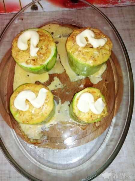 Рецепт: Кабачки "Пенечки" - С сырно-яичной начинкой: быстро и вкусно