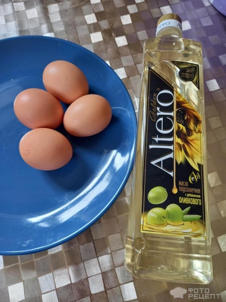 Рецепт: Омлет с "луковыми дудками" - "в сковороде"